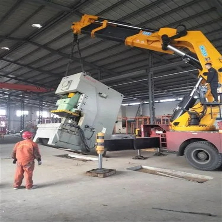 恩阳80吨折臂吊车出租附近电话