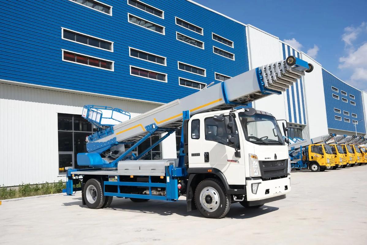 恩阳出租云梯车高空作业车 建筑垃圾搬运